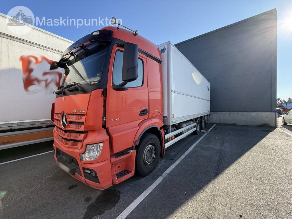 Mercedes-Benz Actros 2551 - Truk berpendingin: gambar 1 Mercedes-Benz Actros 2551 - Truk berpendingin: gambar 1