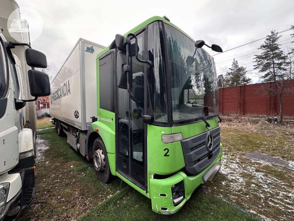 Mercedes-Benz Econic - Truk box: gambar 2 Mercedes-Benz Econic - Truk box: gambar 2