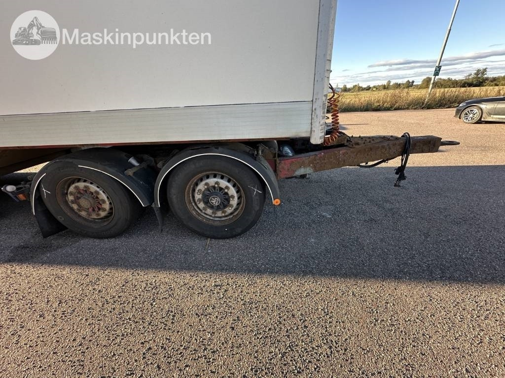 Närko C2MS11P11 - Dolly trailer: gambar 3 Närko C2MS11P11 - Dolly trailer: gambar 3