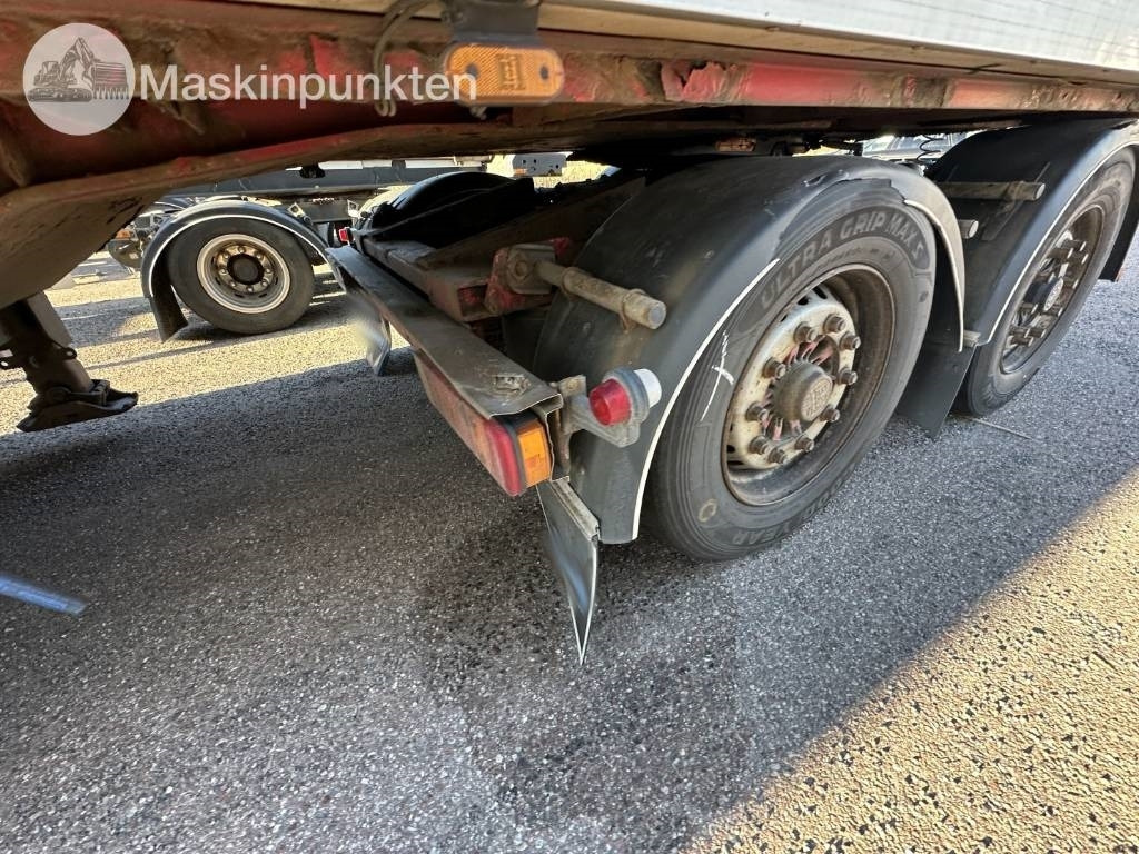 Närko C2MS11P11 - Dolly trailer: gambar 4 Närko C2MS11P11 - Dolly trailer: gambar 4