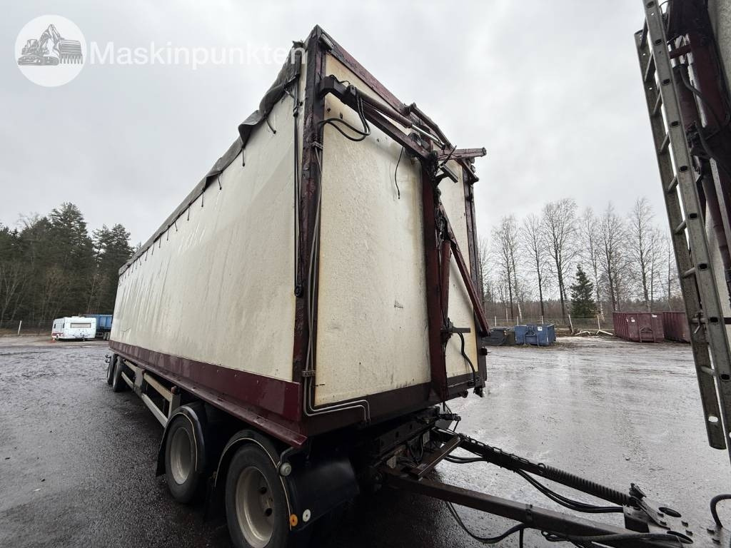 Parator ST 18-20 - Trailer pengangkut kayu: gambar 1 Parator ST 18-20 - Trailer pengangkut kayu: gambar 1