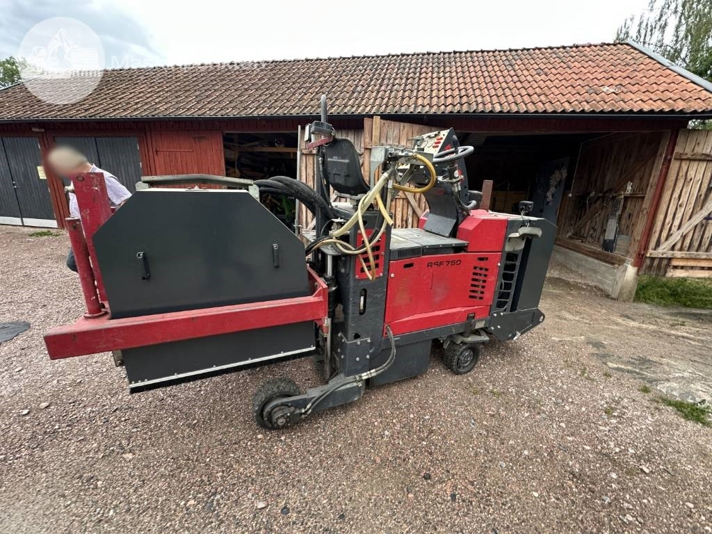 Rellock RSF 750 - Mesin penggali parit: gambar 5 Rellock RSF 750 - Mesin penggali parit: gambar 5