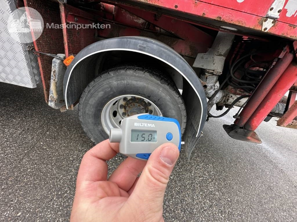 Truk pengaduk beton Scania P 230 LB: gambar 37