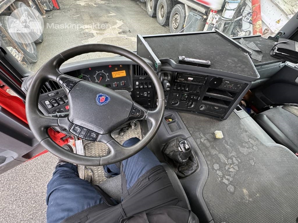 Truk pengaduk beton Scania P 230 LB: gambar 22