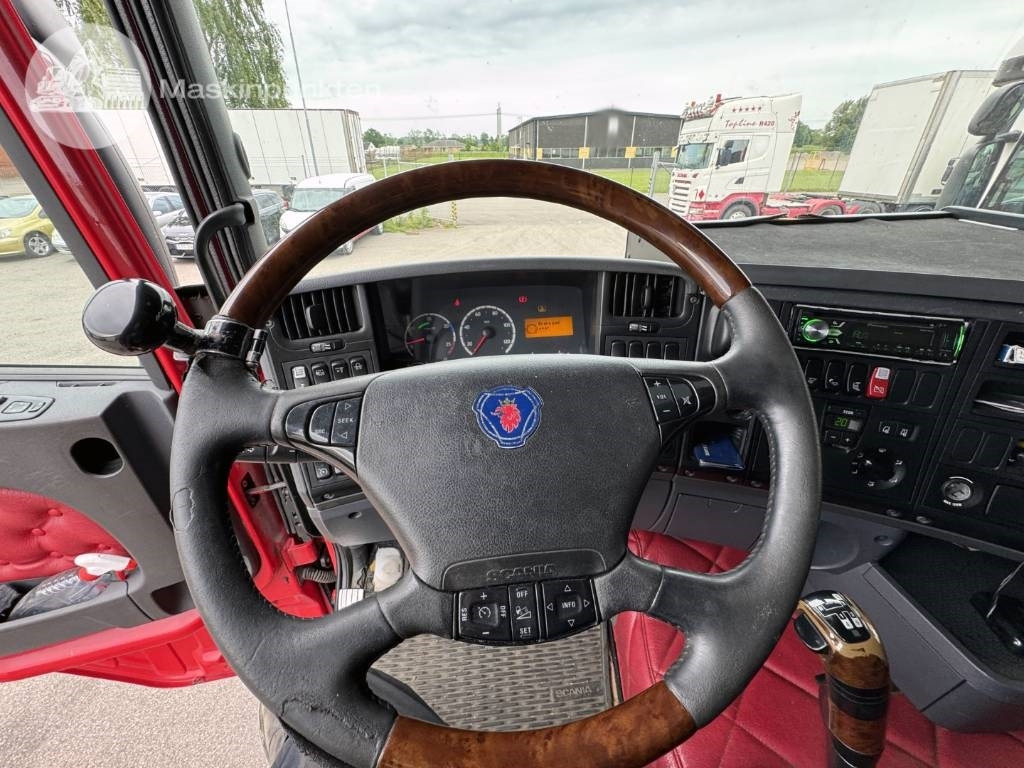 Truk box Scania R 420 LB: gambar 33