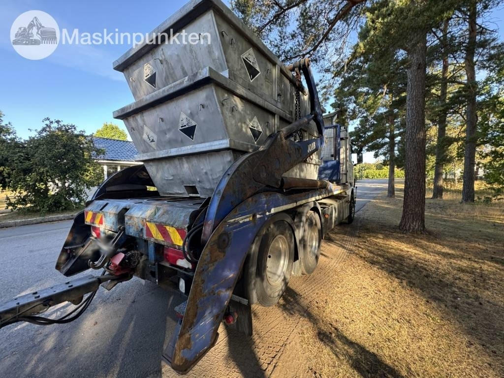 Scania R 560 LB - Truk skip loader: gambar 4 Scania R 560 LB - Truk skip loader: gambar 4