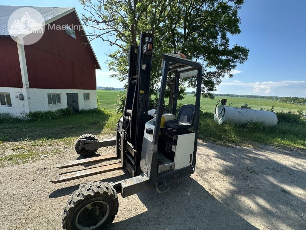 Terberg RE 4-35 - Forklift yang dipasang di truk: gambar 2 Terberg RE 4-35 - Forklift yang dipasang di truk: gambar 2