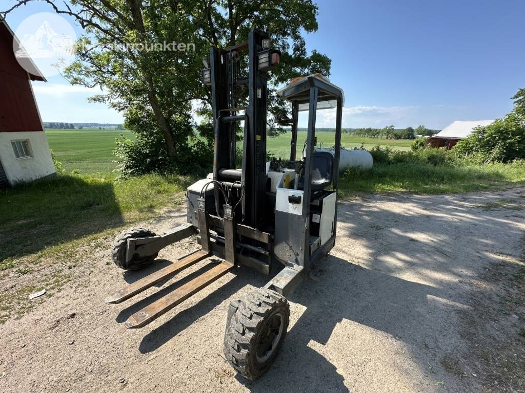 Terberg RE 4-35 - Forklift yang dipasang di truk: gambar 1 Terberg RE 4-35 - Forklift yang dipasang di truk: gambar 1