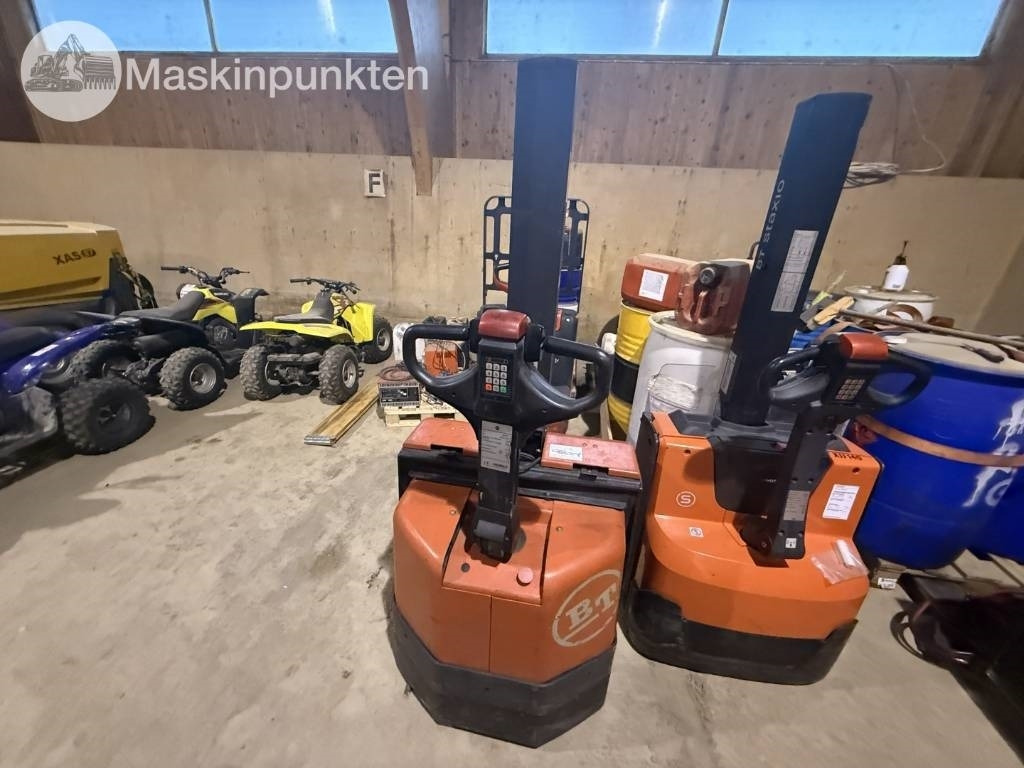 Toyota BT SWE 80 L - Forklift listrik: gambar 3 Toyota BT SWE 80 L - Forklift listrik: gambar 3