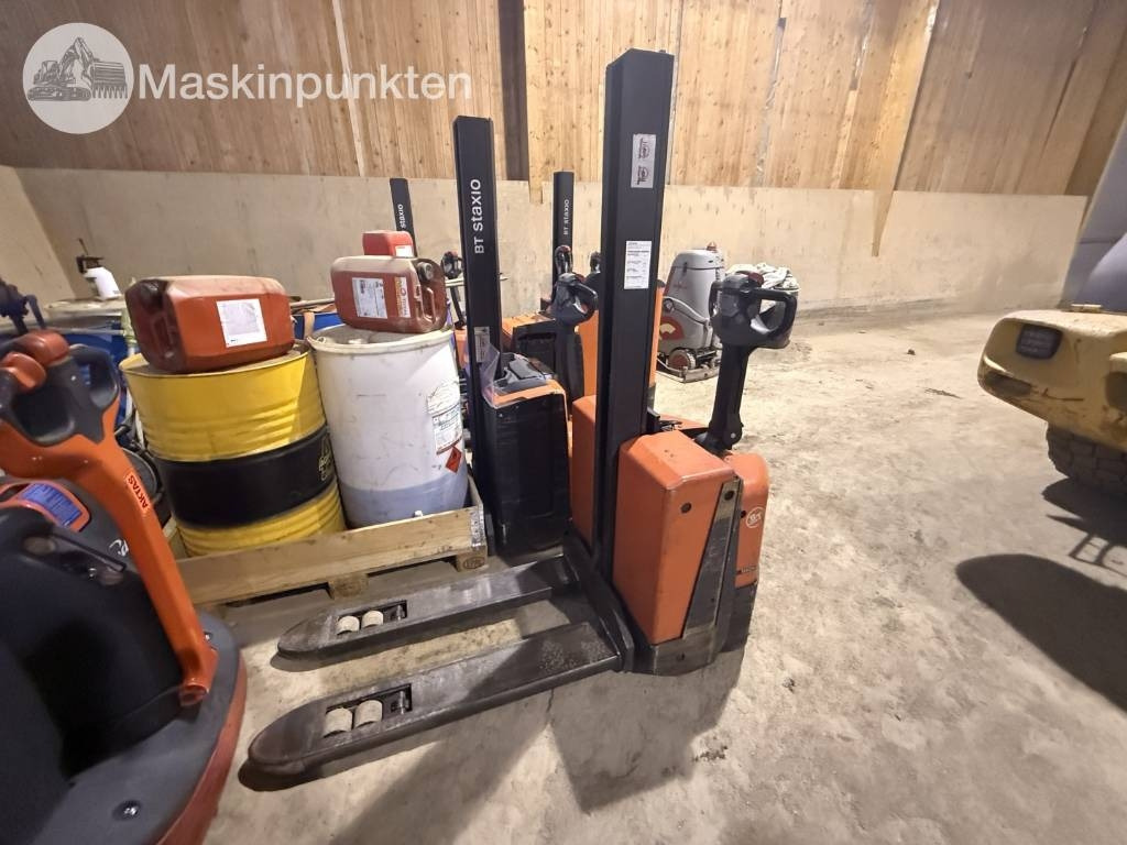Toyota BT SWE 80 L - Forklift listrik: gambar 1 Toyota BT SWE 80 L - Forklift listrik: gambar 1