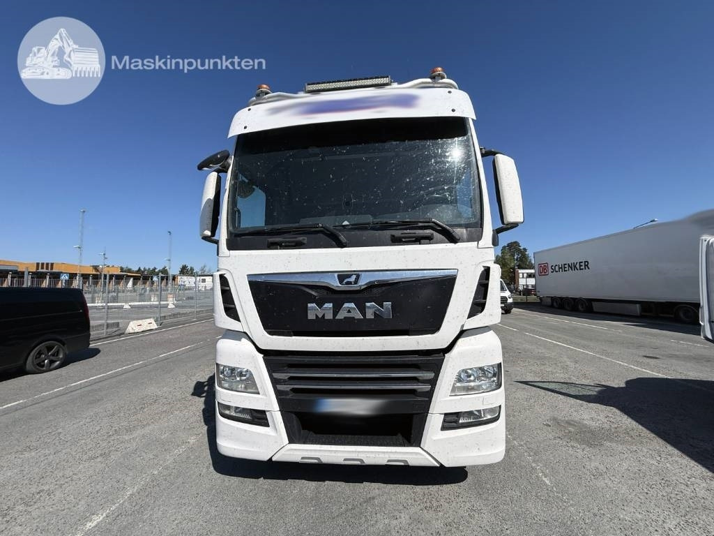 MAN TGX 28.510 - Tractor head: gambar 4 MAN TGX 28.510 - Tractor head: gambar 4