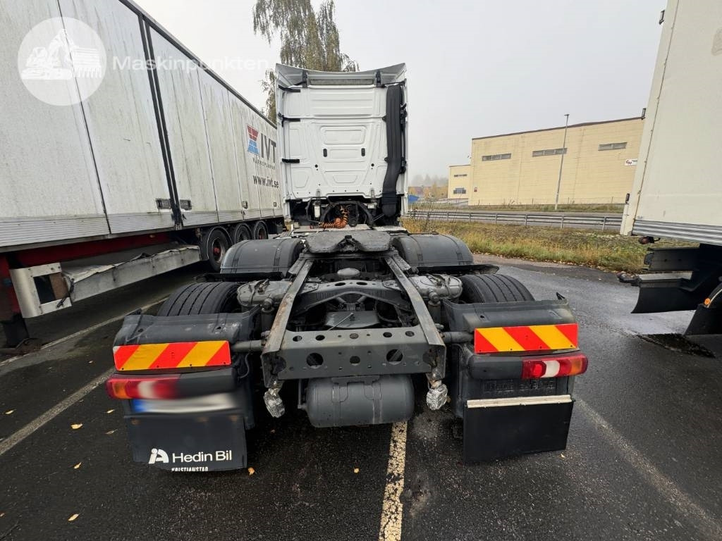 Mercedes-Benz Actros 2545 - Tractor head: gambar 4 Mercedes-Benz Actros 2545 - Tractor head: gambar 4