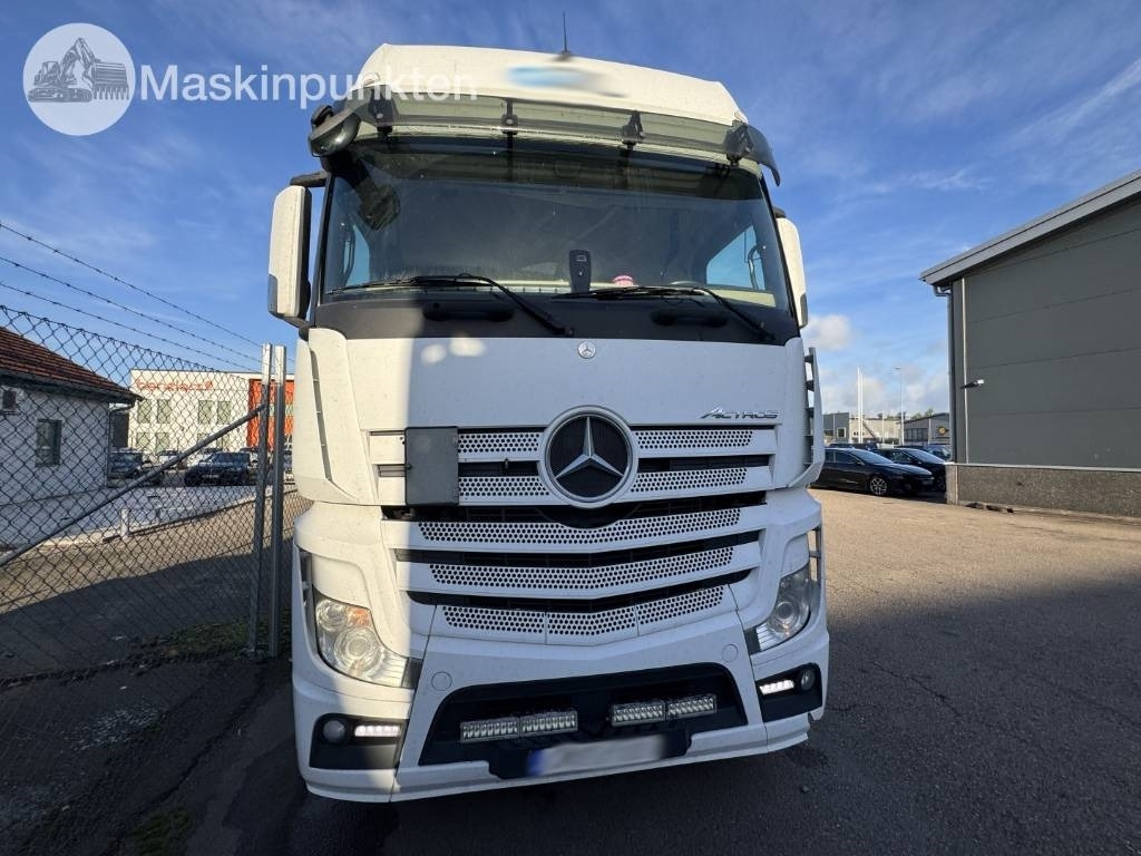 Mercedes-Benz Actros 963-4-C - Tractor head: gambar 4 Mercedes-Benz Actros 963-4-C - Tractor head: gambar 4