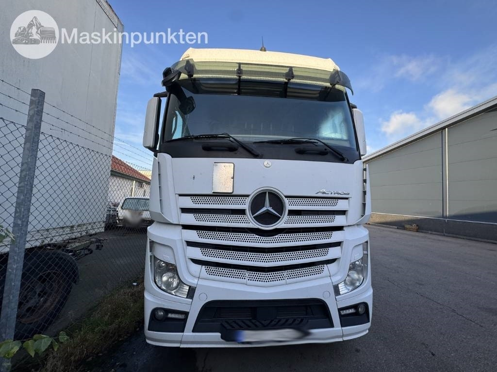 Mercedes-Benz Actros 963-4-D - Tractor head: gambar 4 Mercedes-Benz Actros 963-4-D - Tractor head: gambar 4