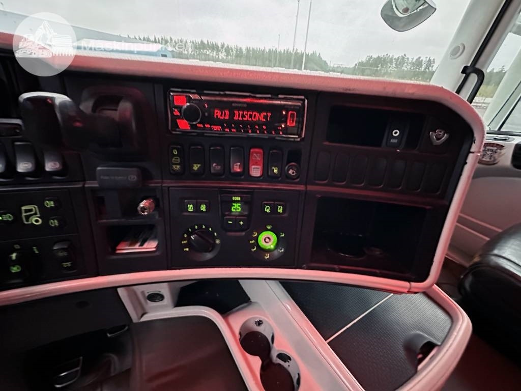 Tractor head Scania R 560 LA: gambar 29