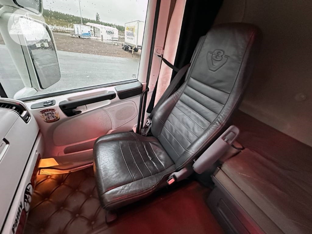 Tractor head Scania R 560 LA: gambar 30