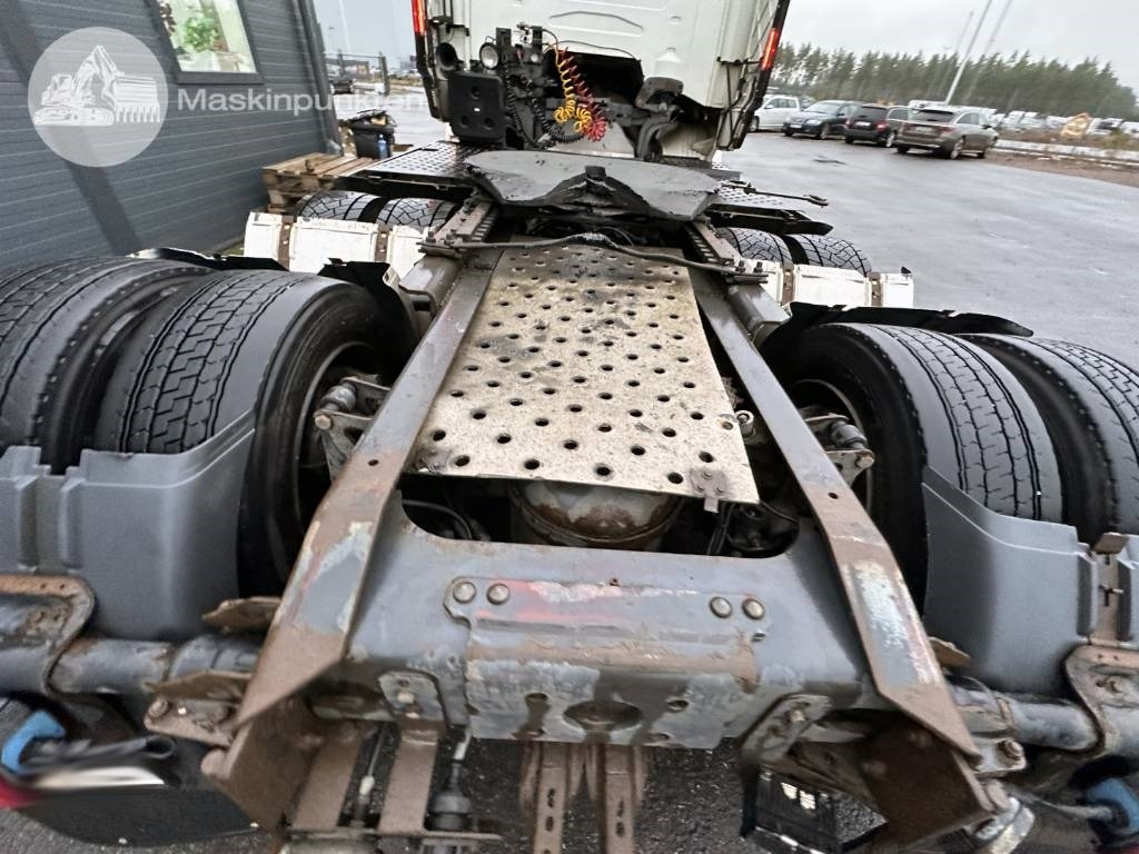 Tractor head Scania R 560 LA: gambar 49