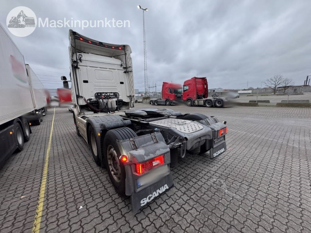 Scania R 580 - Tractor head: gambar 2 Scania R 580 - Tractor head: gambar 2