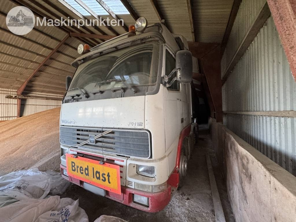 Volvo FH 12 - Tractor head: gambar 1 Volvo FH 12 - Tractor head: gambar 1