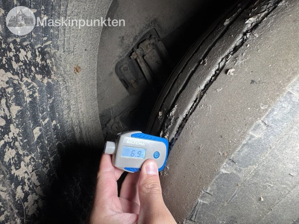 Volvo FH 12 - Tractor head: gambar 5 Volvo FH 12 - Tractor head: gambar 5