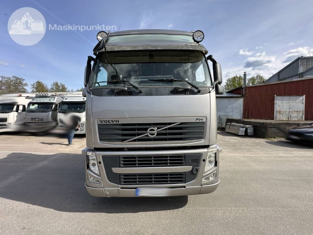 Volvo FH 440 Puscher - Tractor head: gambar 3 Volvo FH 440 Puscher - Tractor head: gambar 3