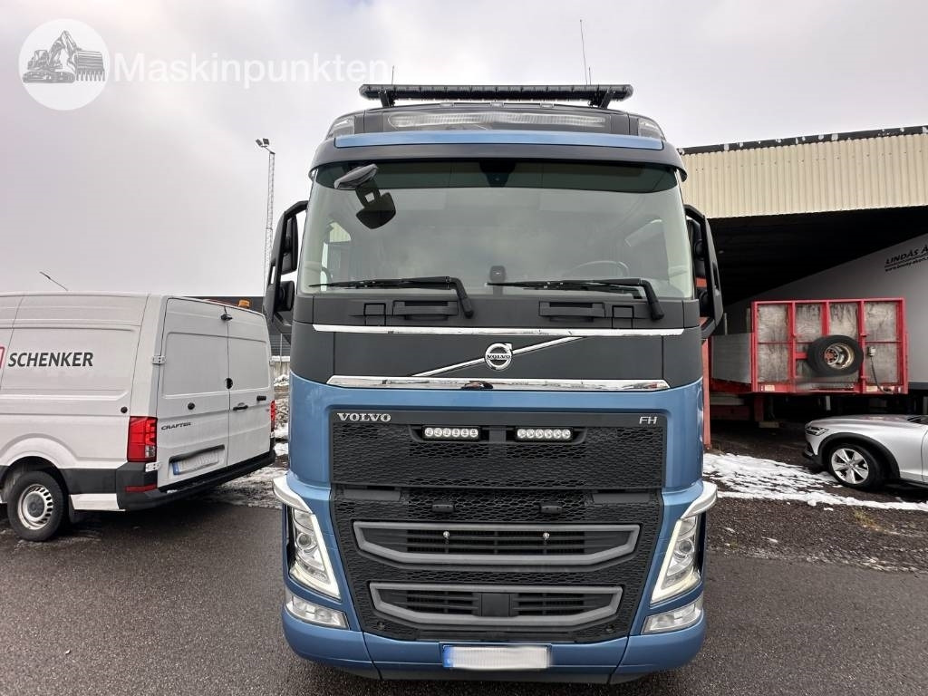 Volvo FH 500 - Tractor head: gambar 2 Volvo FH 500 - Tractor head: gambar 2