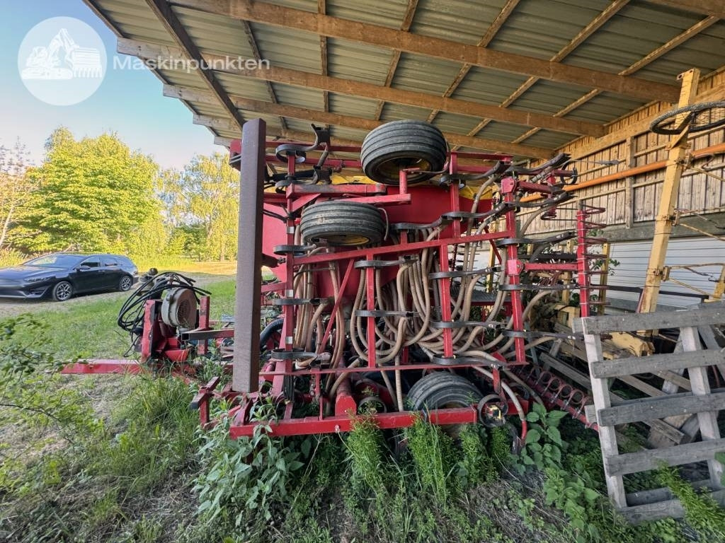 Vaderstad Concorde 600G - Menggabungkan bor benih: gambar 2 Vaderstad Concorde 600G - Menggabungkan bor benih: gambar 2