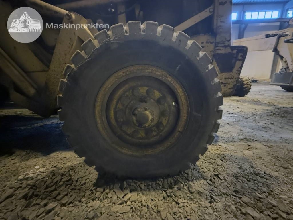 Wheel loader Volvo BM 620: gambar 29