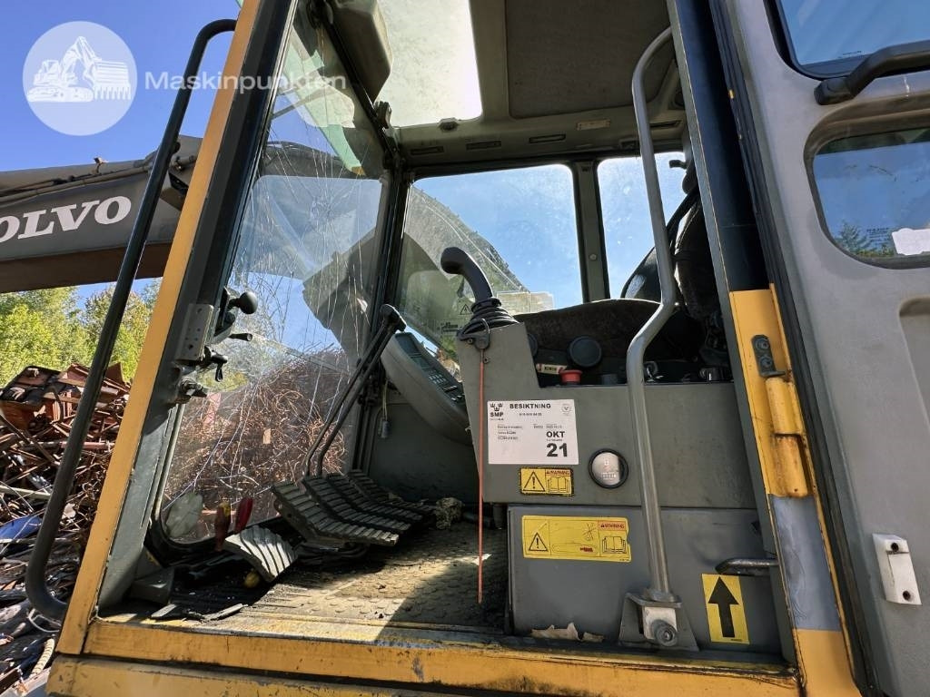 Ekskavator perayap Volvo EC 280: gambar 22