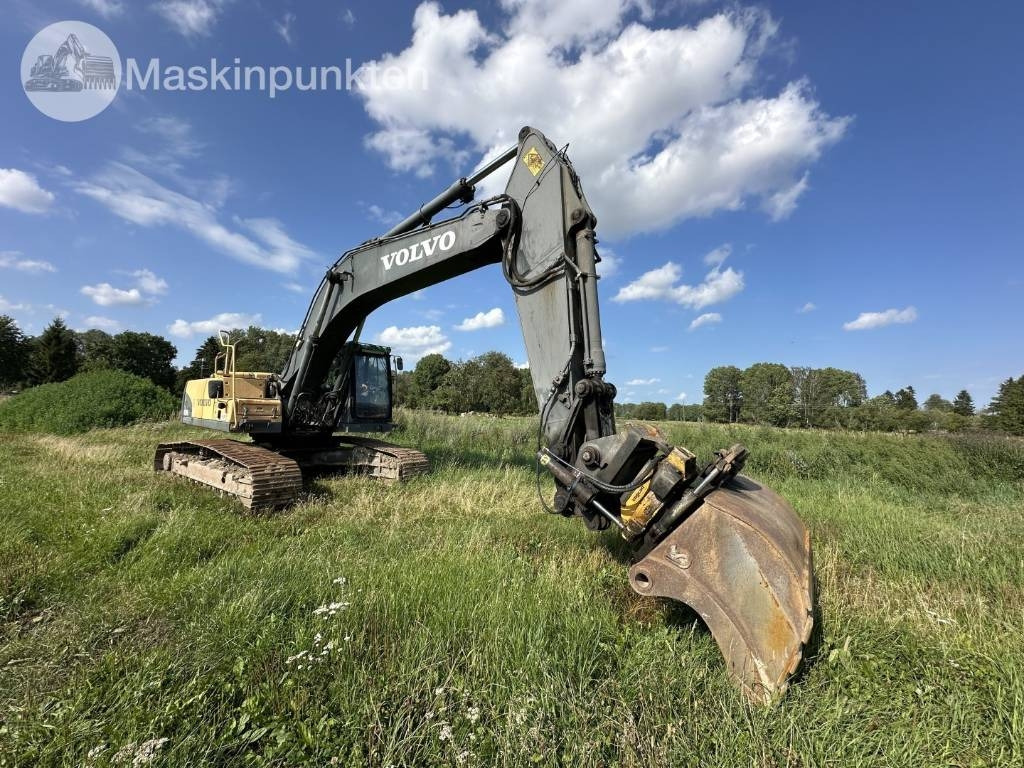 Volvo EC 290 C L - Ekskavator perayap: gambar 1 Volvo EC 290 C L - Ekskavator perayap: gambar 1
