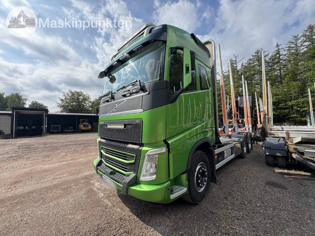 Volvo FH 16 550 - Truk logging: gambar 1 Volvo FH 16 550 - Truk logging: gambar 1