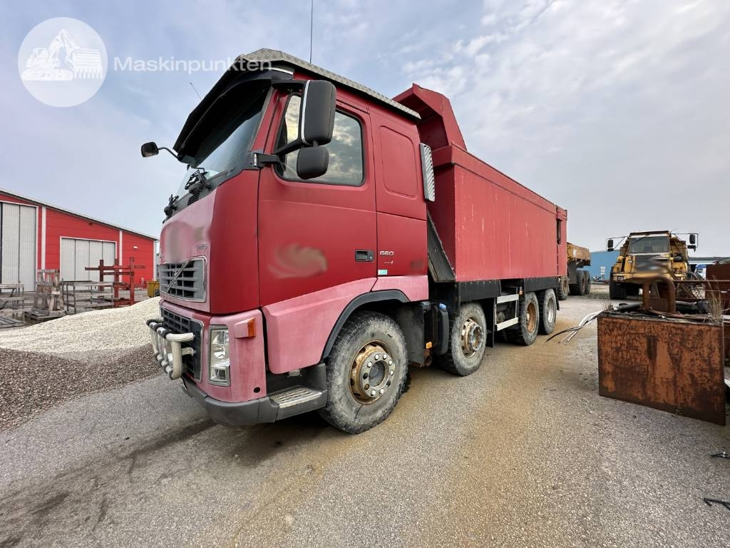 Volvo FH 16 660 Bergbil - Truk jungkit: gambar 1 Volvo FH 16 660 Bergbil - Truk jungkit: gambar 1