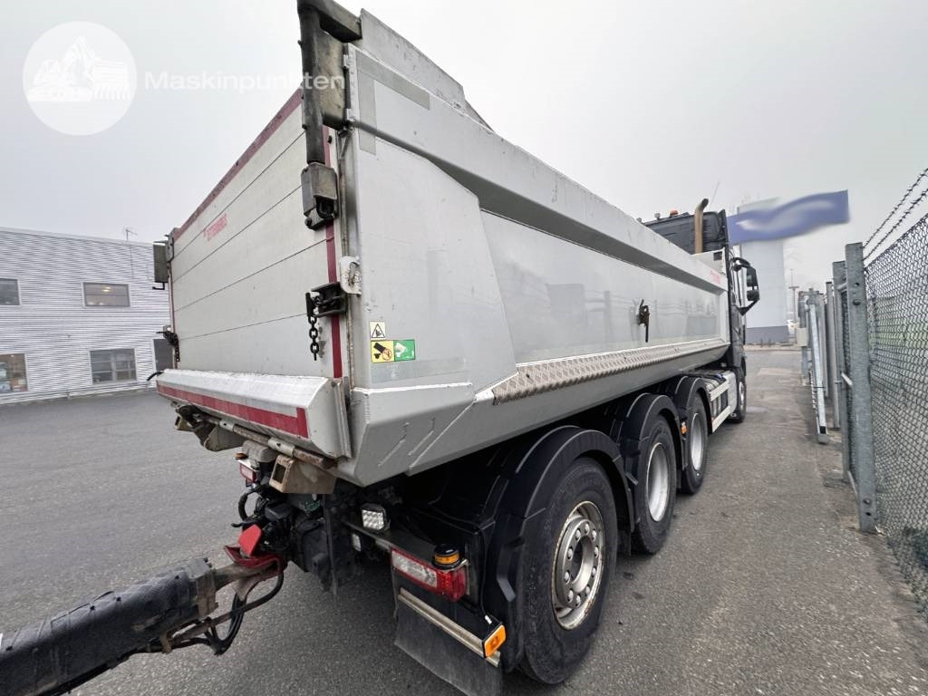 Volvo FH 16 750 - Truk jungkit: gambar 4 Volvo FH 16 750 - Truk jungkit: gambar 4