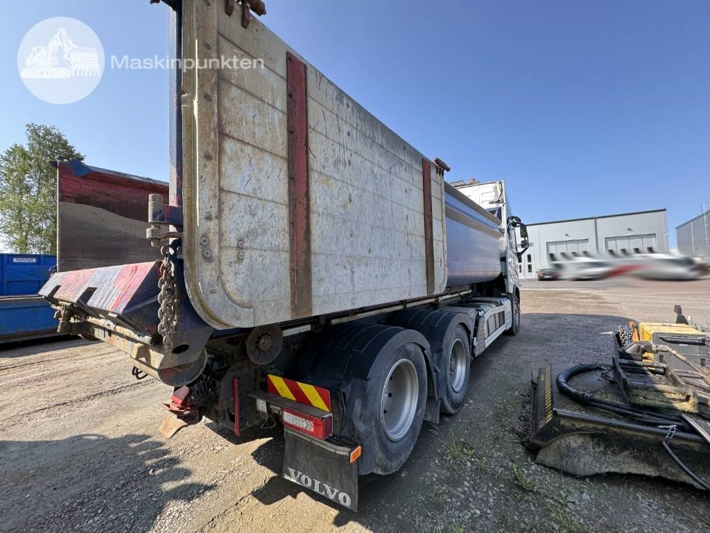 Volvo FH 16 750 - Hook lift: gambar 5 Volvo FH 16 750 - Hook lift: gambar 5