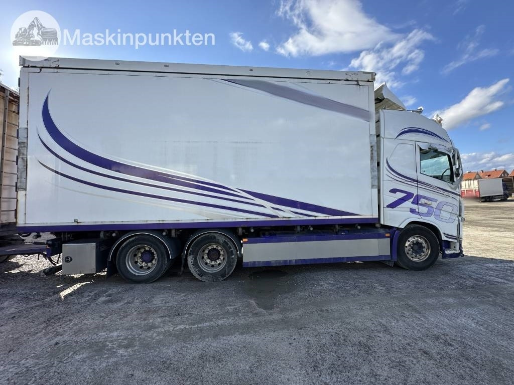 Volvo FH 16 750 - Truk box: gambar 5 Volvo FH 16 750 - Truk box: gambar 5
