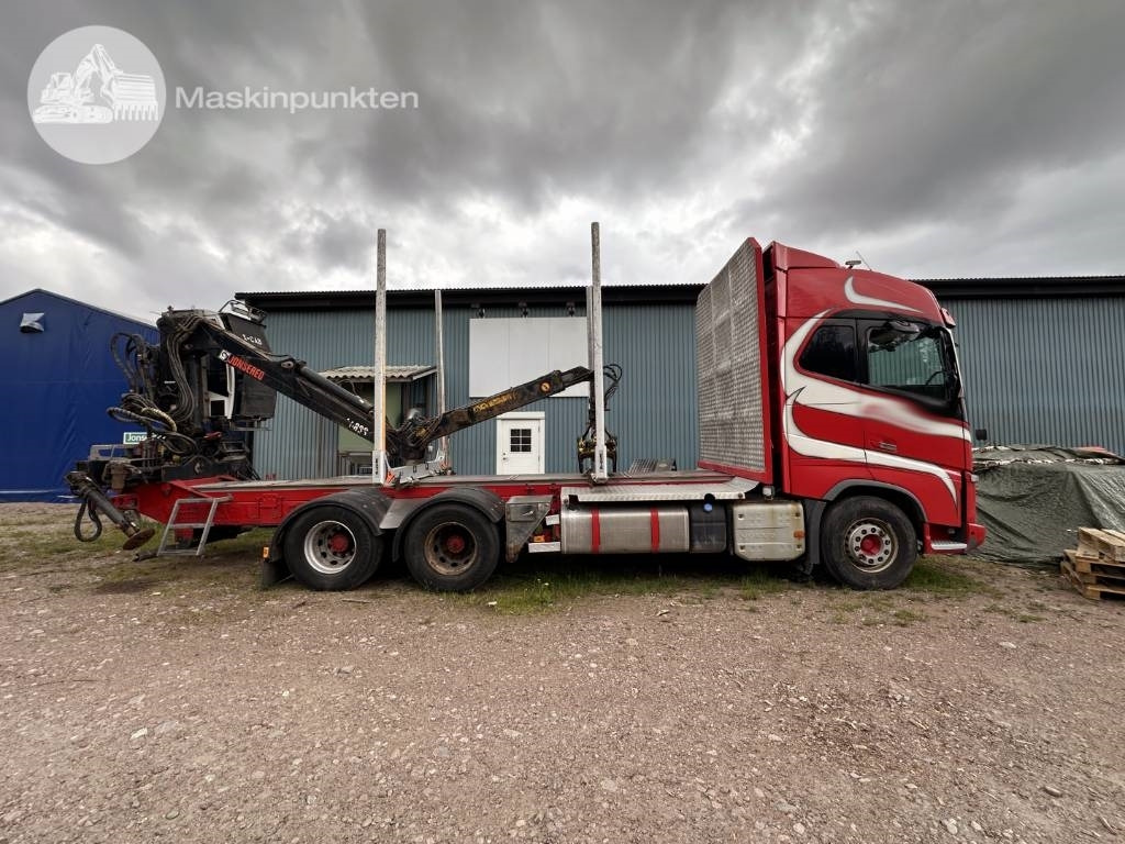 Volvo FH 16 750 - Truk logging: gambar 4 Volvo FH 16 750 - Truk logging: gambar 4