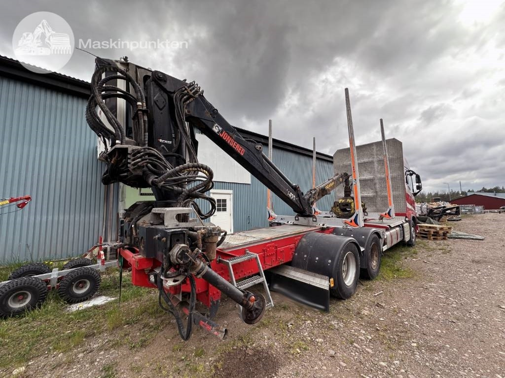 Volvo FH 16 750 - Truk logging: gambar 5 Volvo FH 16 750 - Truk logging: gambar 5