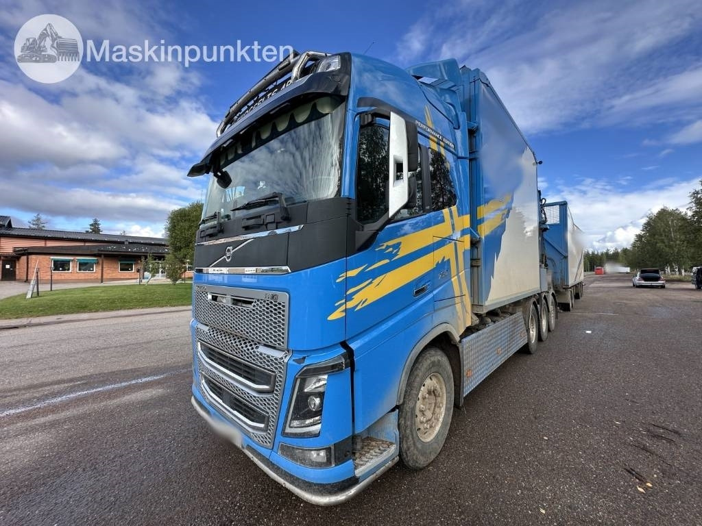 Volvo FH 16 750 - Truk logging: gambar 2 Volvo FH 16 750 - Truk logging: gambar 2