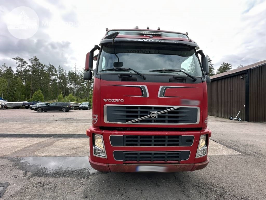 Volvo FH 480 - Truk logging: gambar 2 Volvo FH 480 - Truk logging: gambar 2