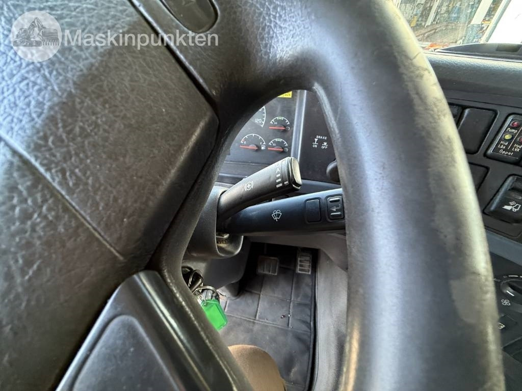 Hook lift Volvo FH 520: gambar 19 Hook lift Volvo FH 520: gambar 19