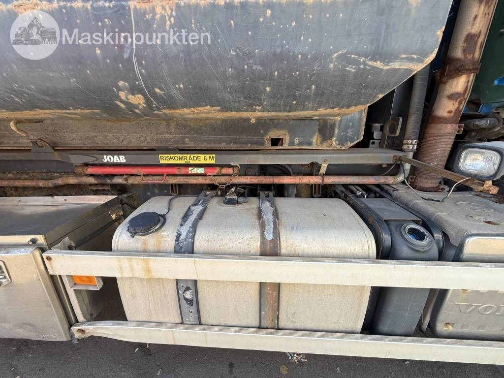 Hook lift Volvo FH 520: gambar 45 Hook lift Volvo FH 520: gambar 45