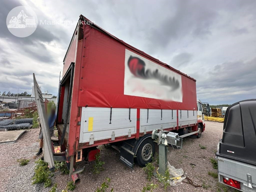Volvo FL 6 - Truk box: gambar 4 Volvo FL 6 - Truk box: gambar 4