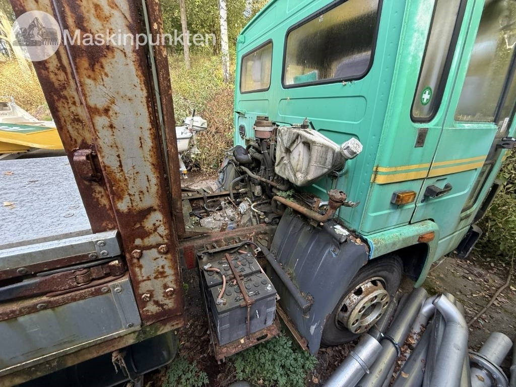 Truk jungkit Volvo FL 611: gambar 11