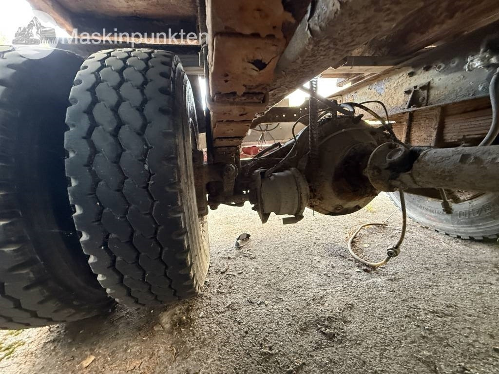 Truk jungkit Volvo FL 611: gambar 15