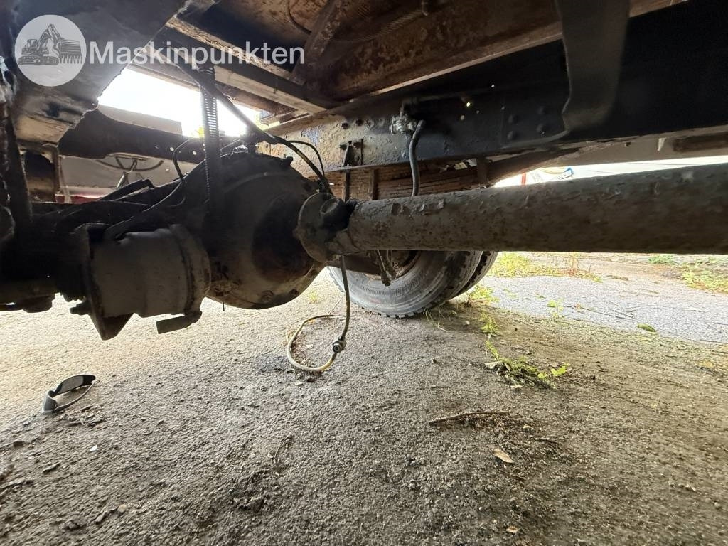 Truk jungkit Volvo FL 611: gambar 14