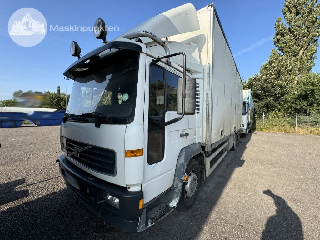Volvo FL6 220 - Truk box: gambar 3 Volvo FL6 220 - Truk box: gambar 3