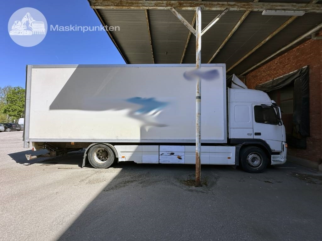 Volvo FM 300 - Truk box: gambar 3 Volvo FM 300 - Truk box: gambar 3