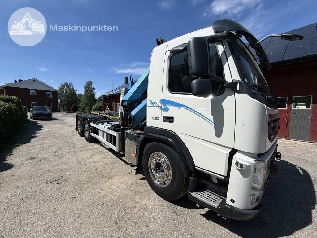 Volvo FM 330 - Truk derek: gambar 3 Volvo FM 330 - Truk derek: gambar 3