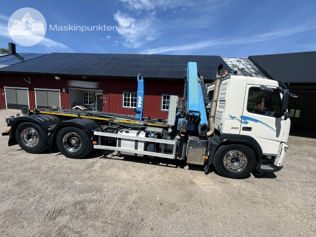 Volvo FM 330 - Truk derek: gambar 4 Volvo FM 330 - Truk derek: gambar 4