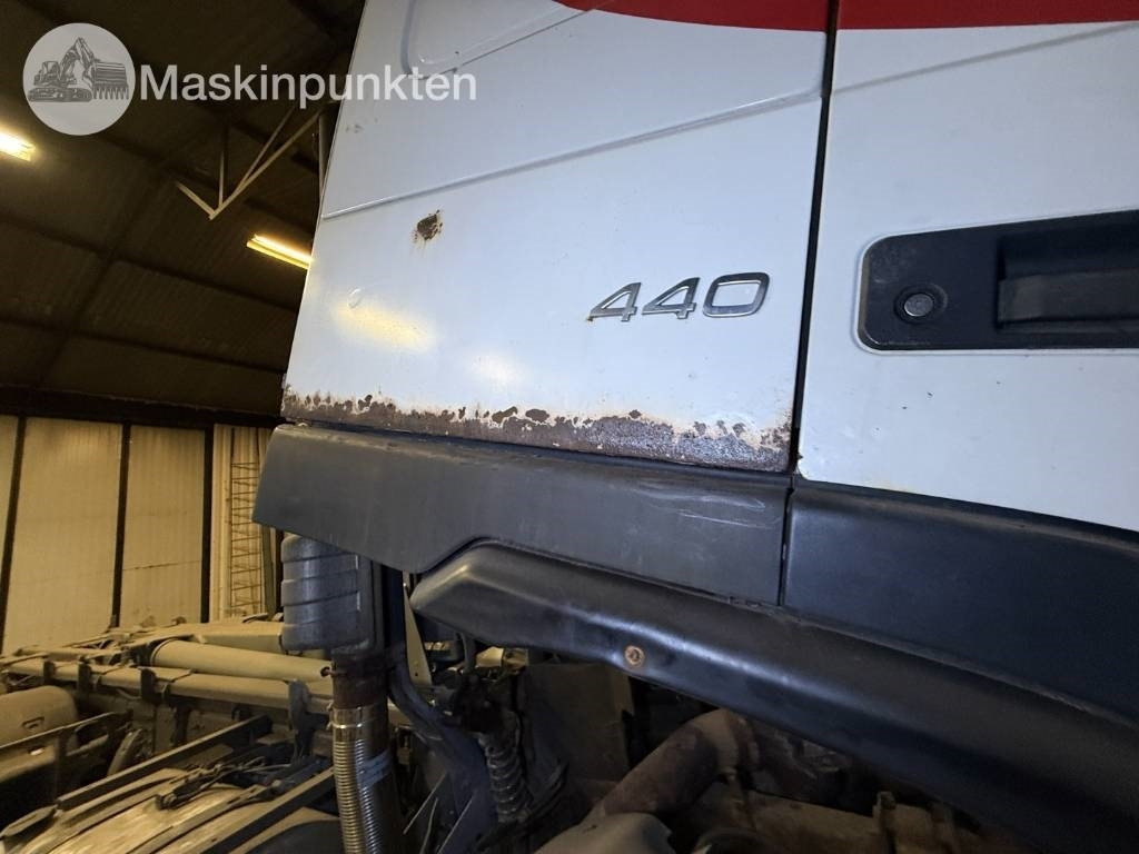 Hook lift Volvo FM 400-480 krokbil: gambar 17